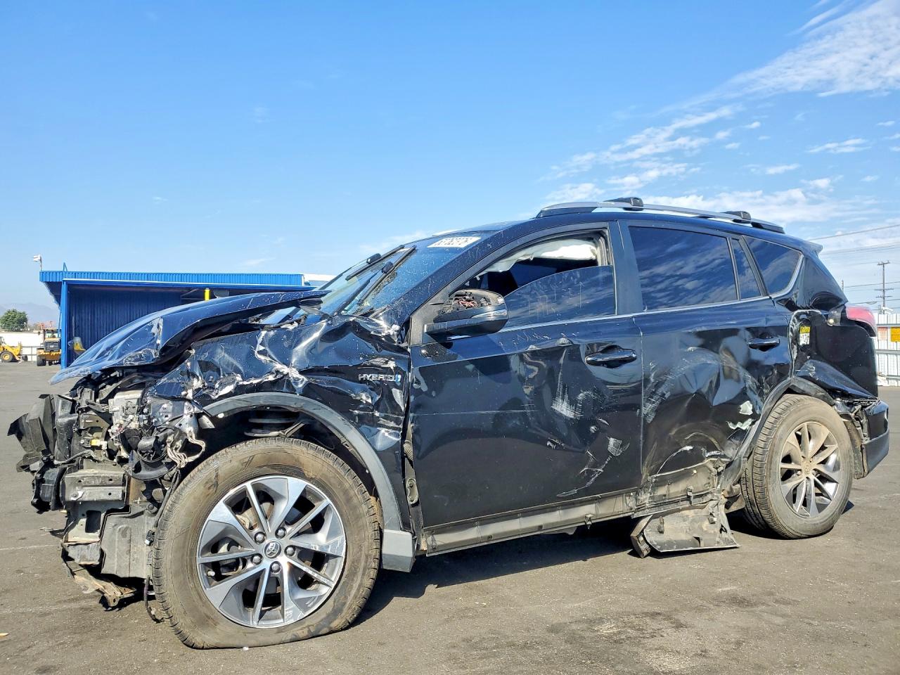 2018 TOYOTA RAV4 HYBRID XLE