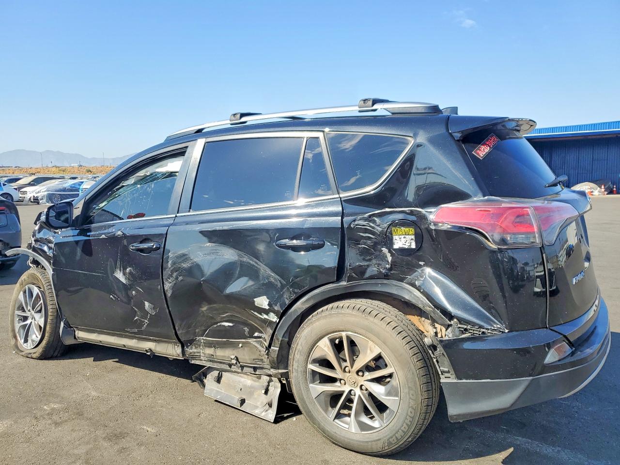 2018 TOYOTA RAV4 HYBRID XLE — снимка 2