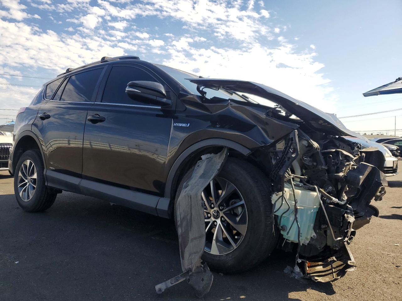 2018 TOYOTA RAV4 HYBRID XLE — снимка 4