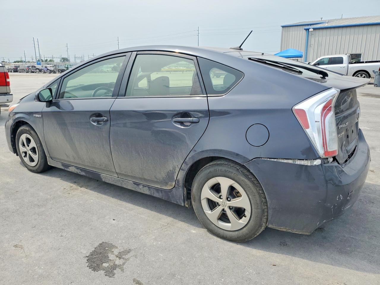 2015 TOYOTA PRIUS THREE — снимка 2
