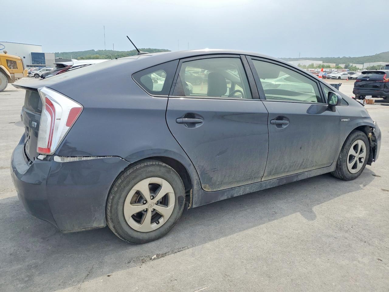 2015 TOYOTA PRIUS THREE — снимка 3