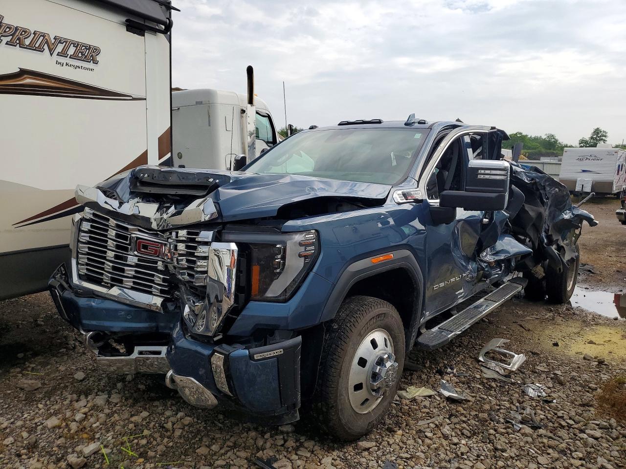 2025 GMC SIERRA K3500 DENALI