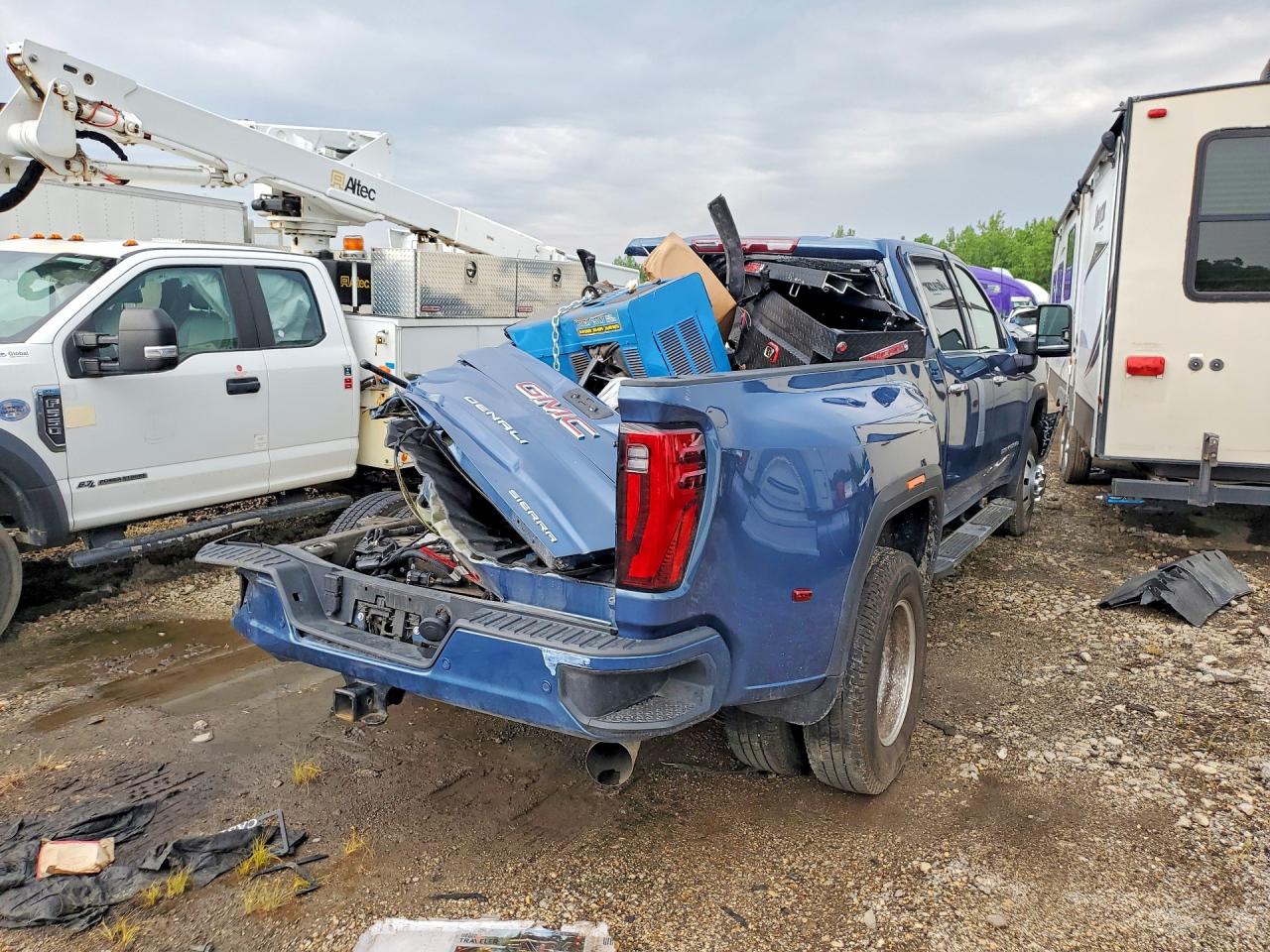 2025 GMC SIERRA K3500 DENALI — снимка 3