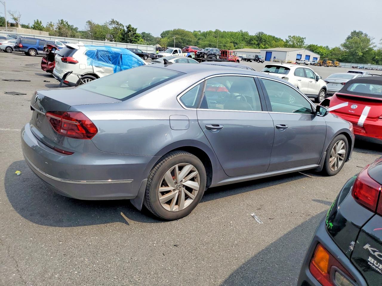 2018 VOLKSWAGEN PASSAT SE — снимка 3