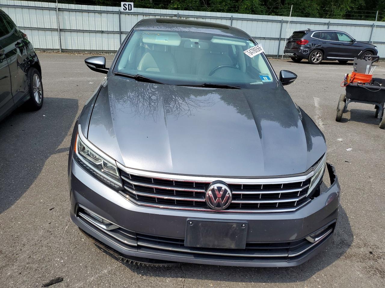 2018 VOLKSWAGEN PASSAT SE — снимка 5