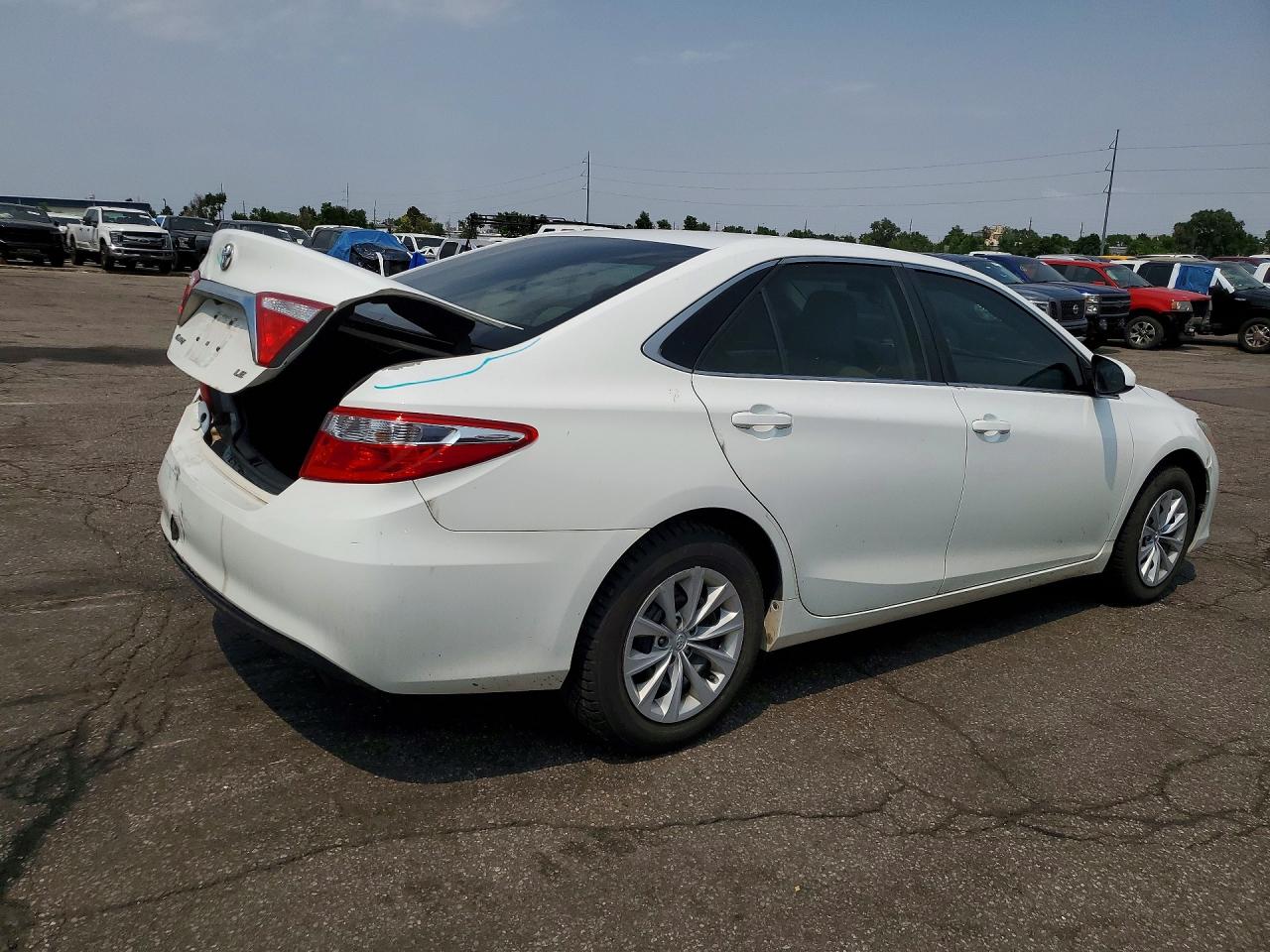 2015 TOYOTA CAMRY LE — снимка 3