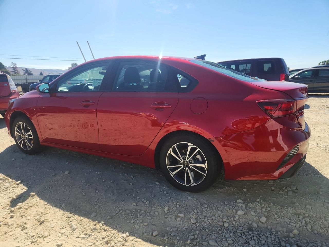 2023 KIA FORTE LXS — снимка 2