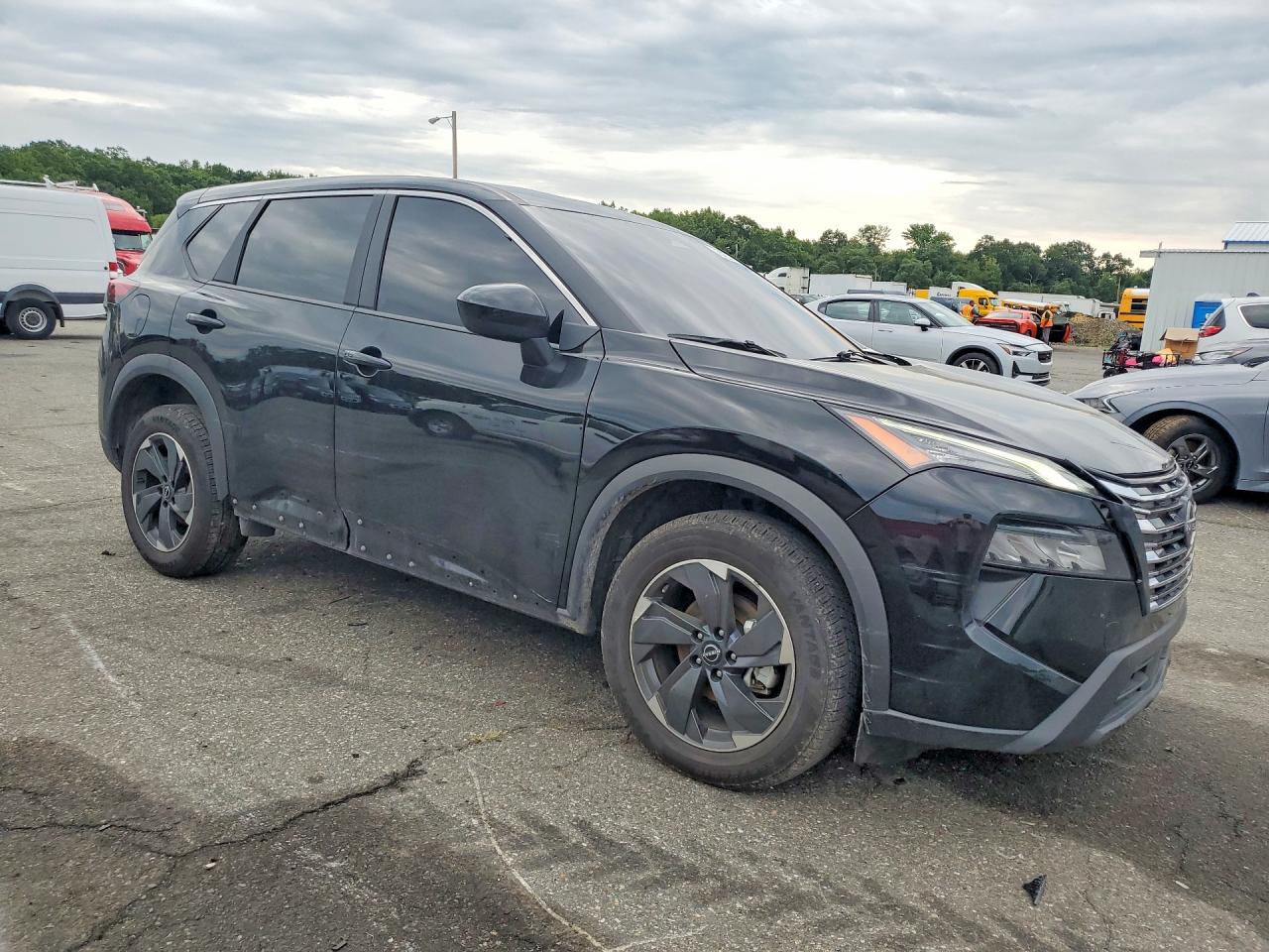 2025 NISSAN ROGUE SV — снимка 4