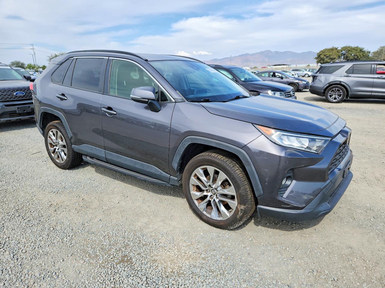 2019 TOYOTA RAV4 XLE PREMIUM — снимка 4