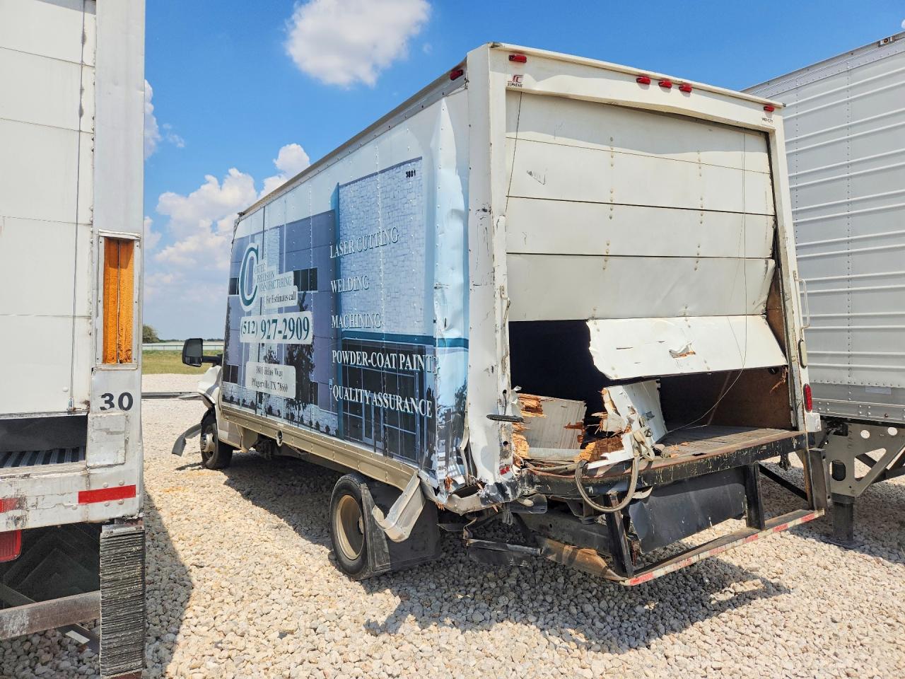 2016 CHEVROLET EXPRESS G3500 — снимка 2