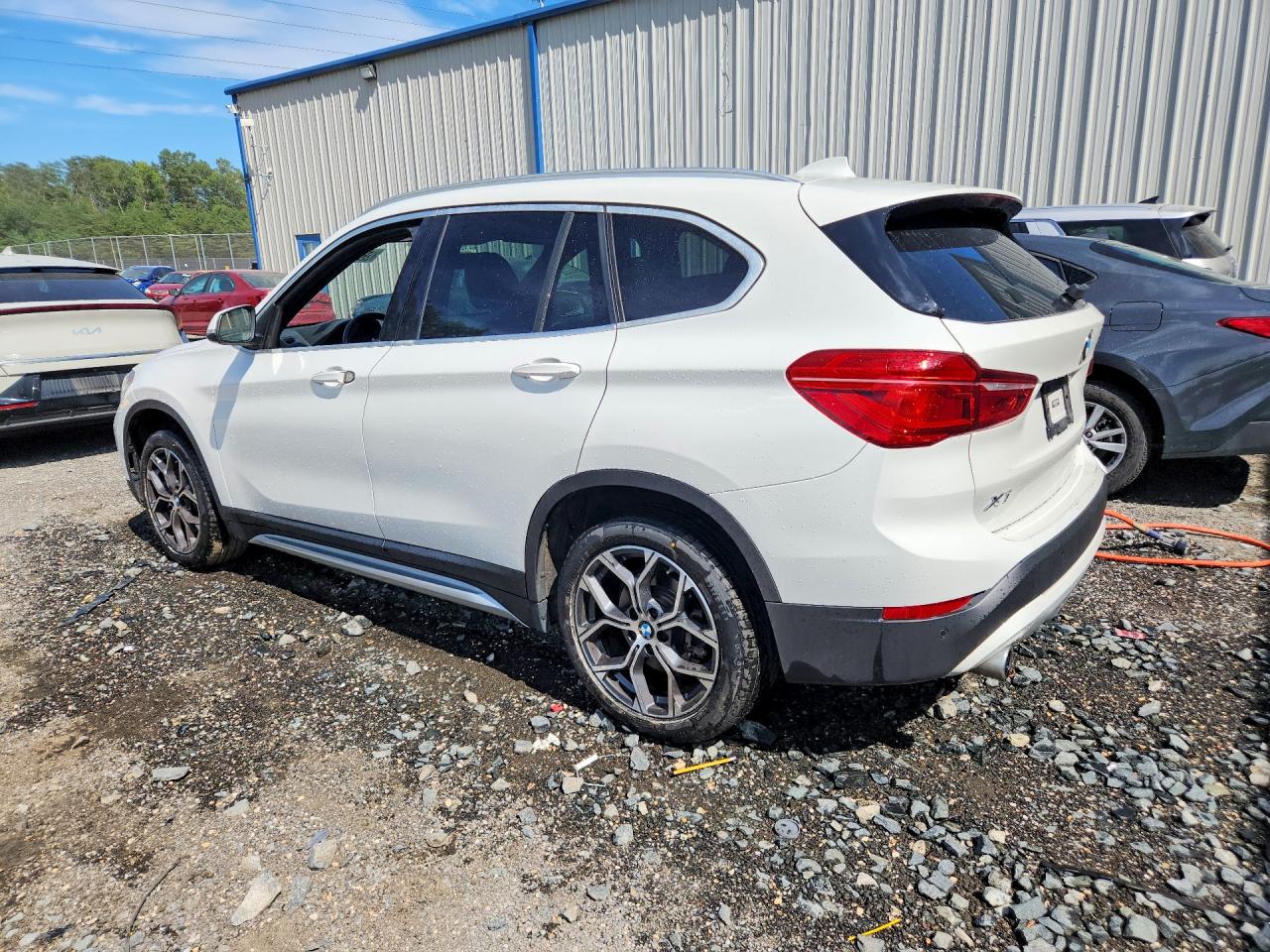 2022 BMW X1 XDRIVE28I — снимка 2