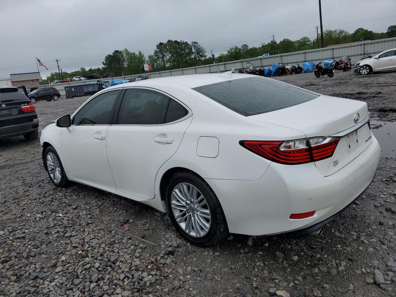 2015 LEXUS ES 350 — снимка 2