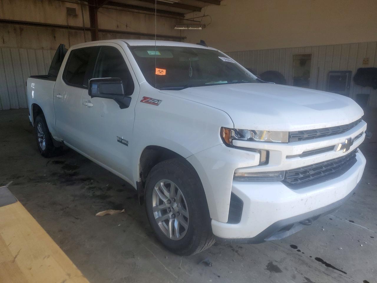 2020 CHEVROLET SILVERADO K1500 RST — снимка 4