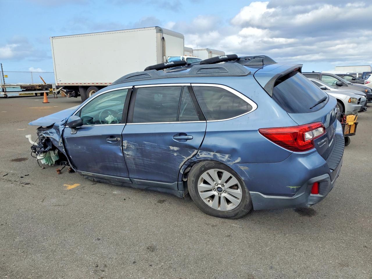 2018 SUBARU OUTBACK 2.5I PREMIUM — снимка 2