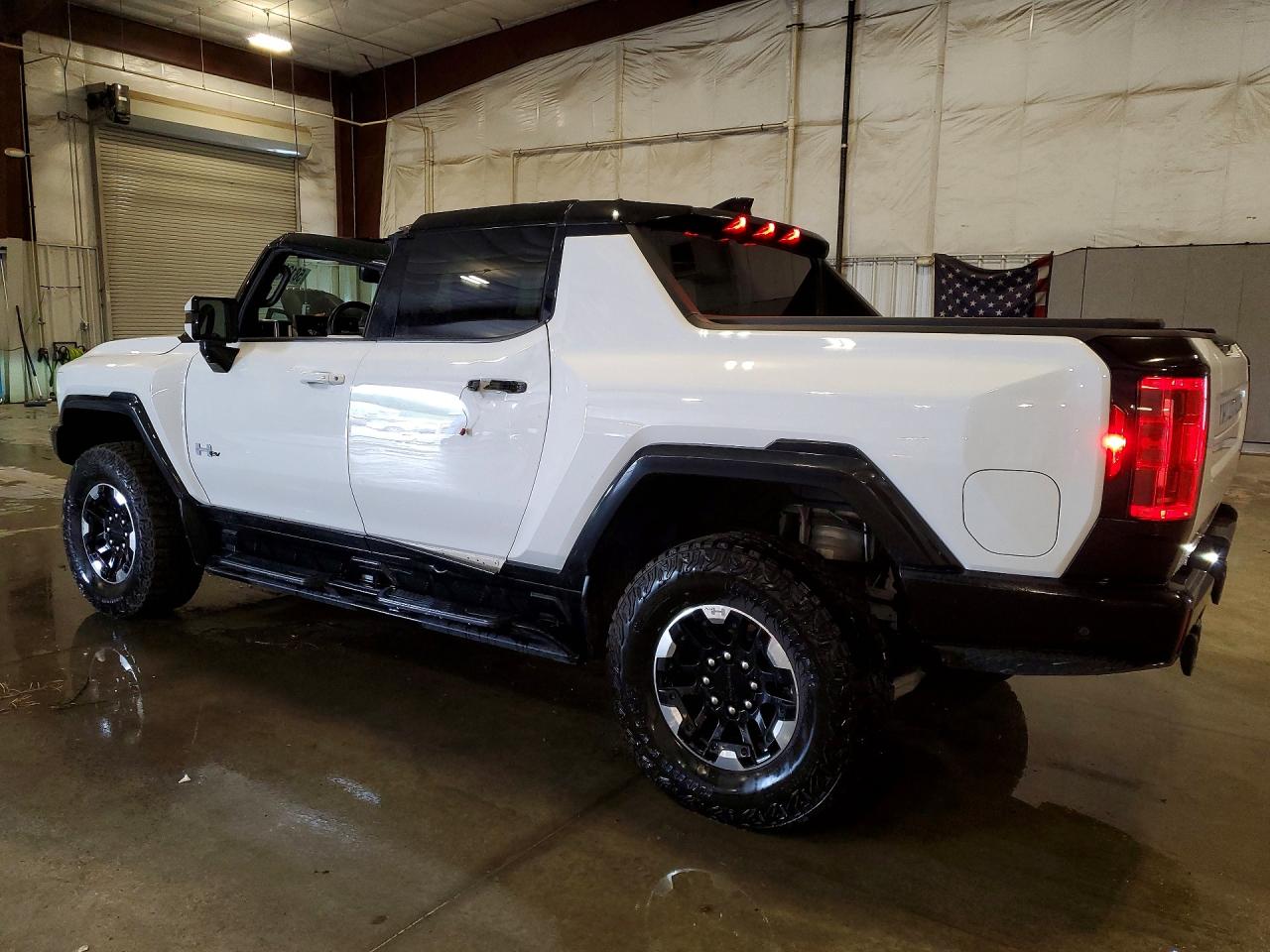 2023 GMC HUMMER PICKUP 3X — снимка 2