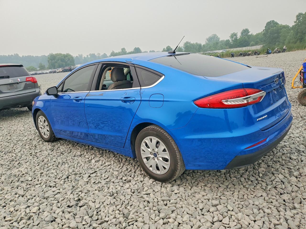 2019 FORD FUSION S — снимка 2