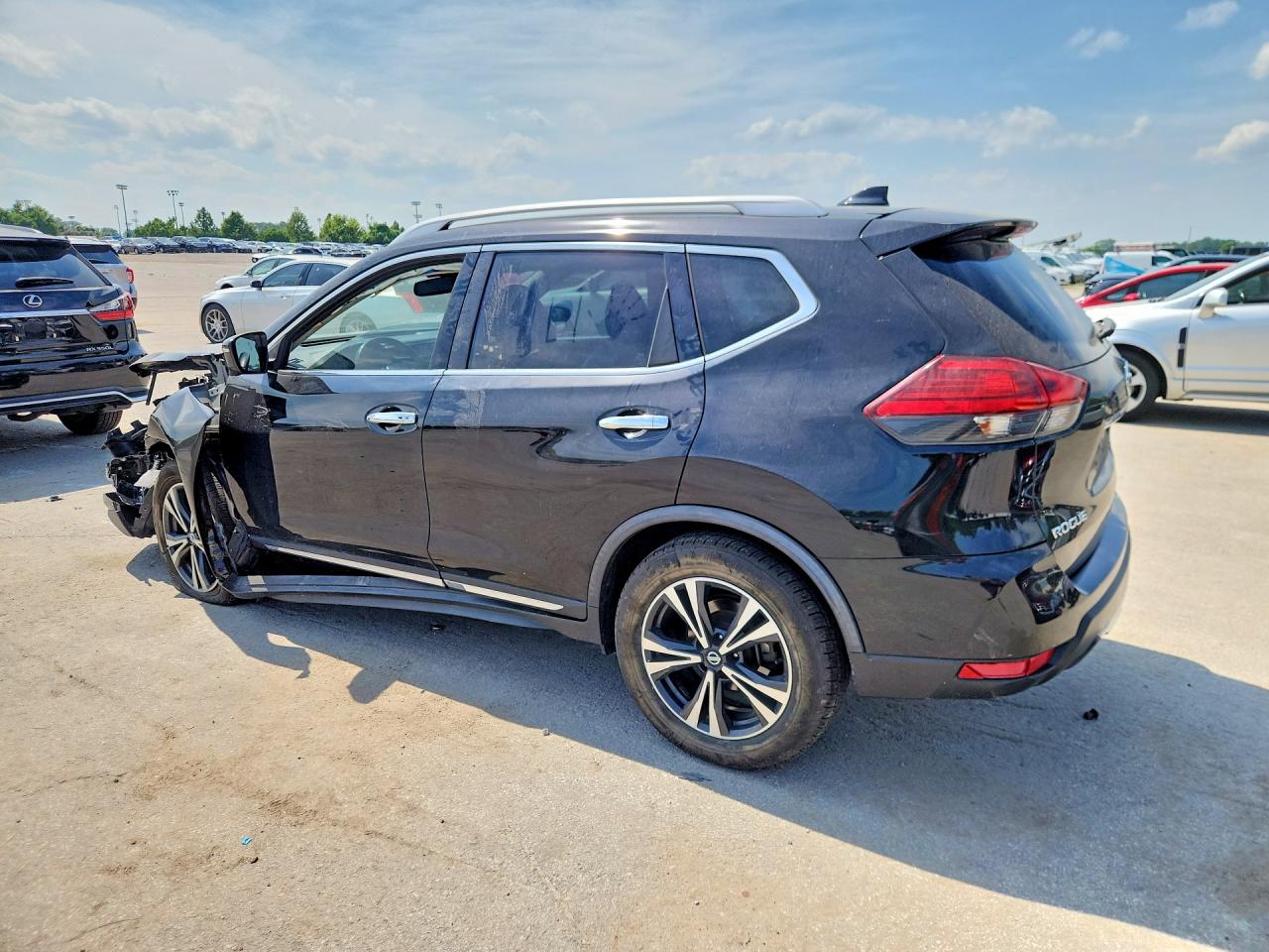 2017 NISSAN ROGUE SL — снимка 2