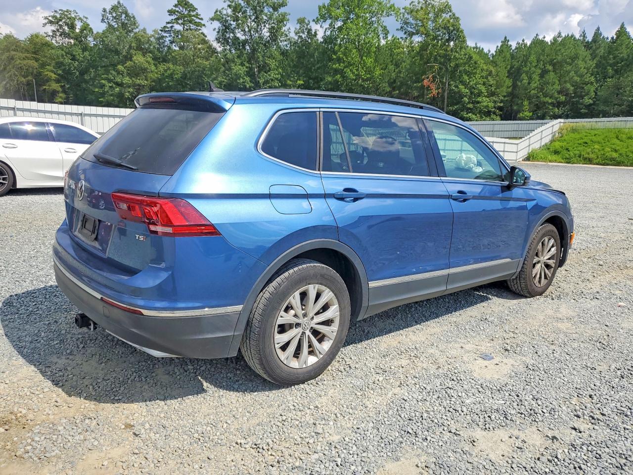 2018 VOLKSWAGEN TIGUAN SE — снимка 3