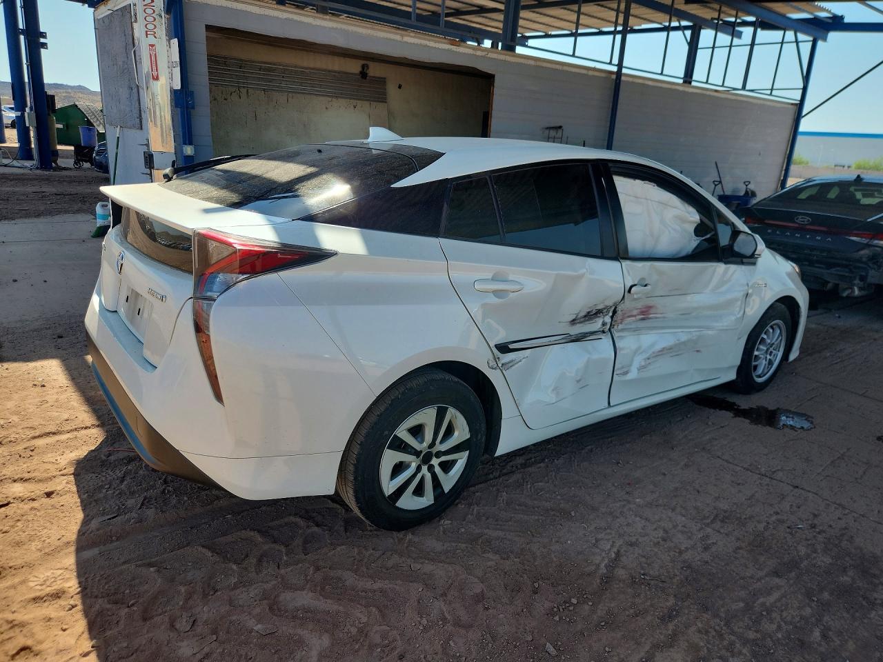 2016 TOYOTA PRIUS TWO — снимка 3