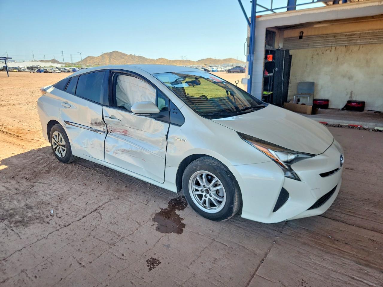 2016 TOYOTA PRIUS TWO — снимка 4