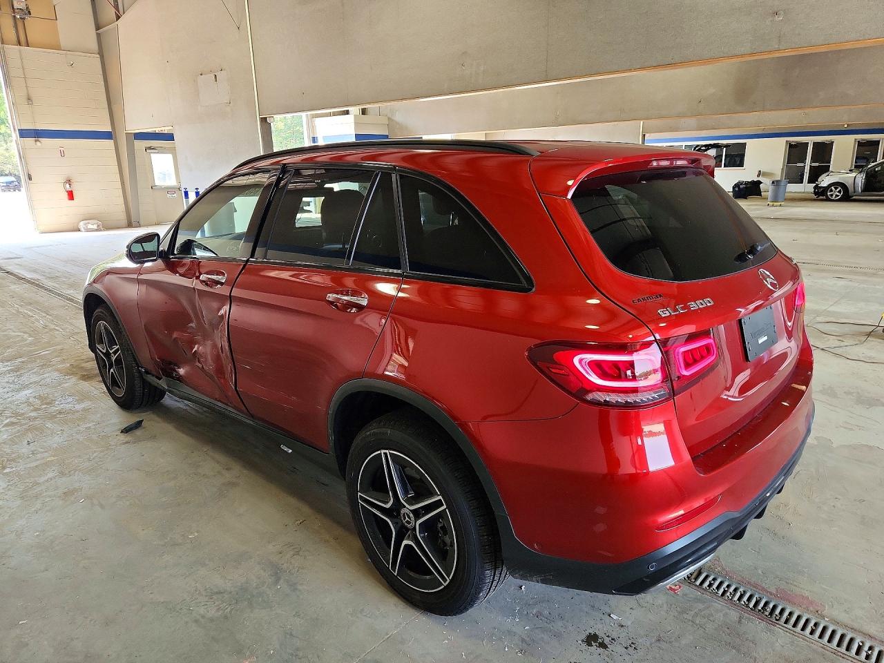 2020 MERCEDES-BENZ GLC 300 4MATIC — снимка 2