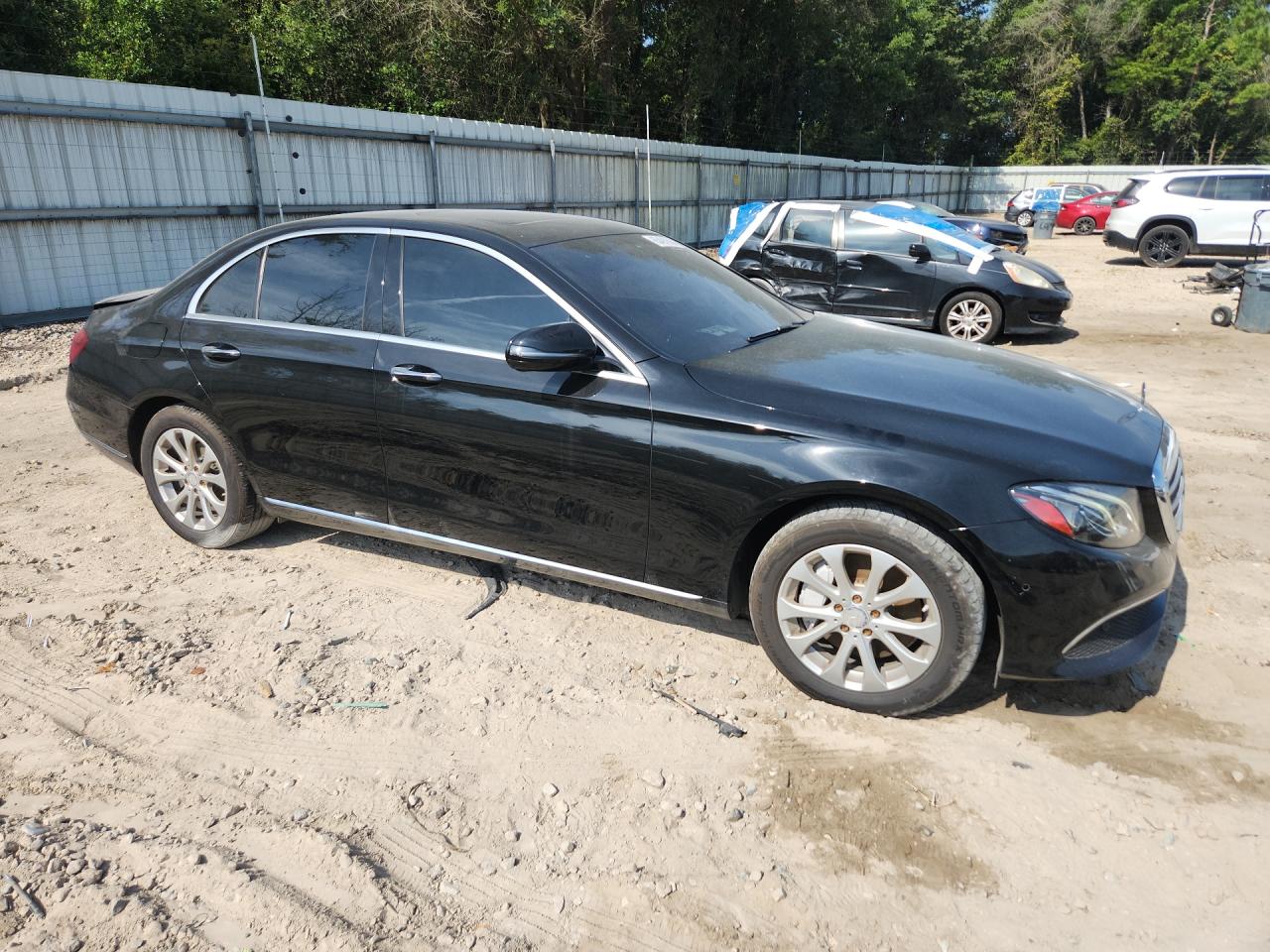 2017 MERCEDES-BENZ E 300 — снимка 4