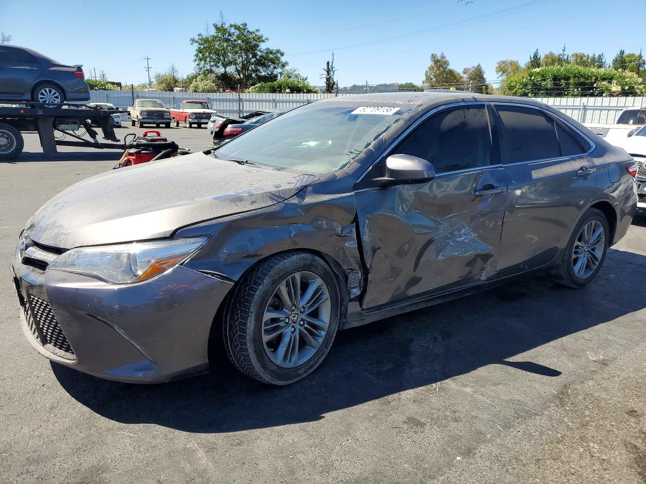 2015 TOYOTA CAMRY SE