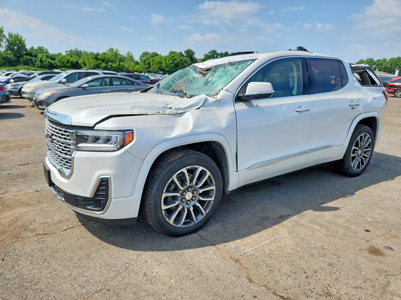 2022 GMC ACADIA DENALI