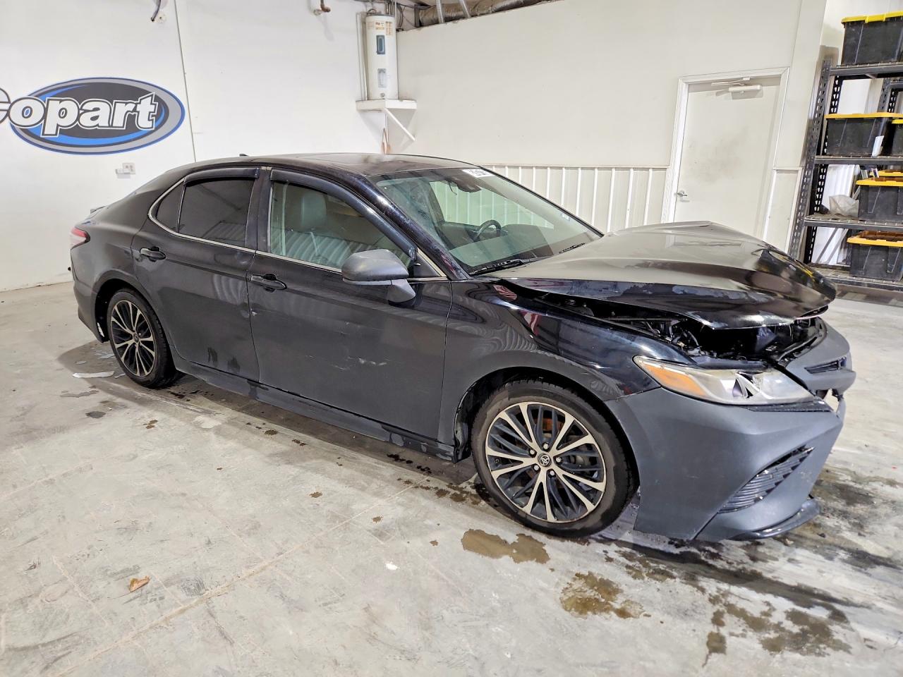 2019 TOYOTA CAMRY SE — снимка 4