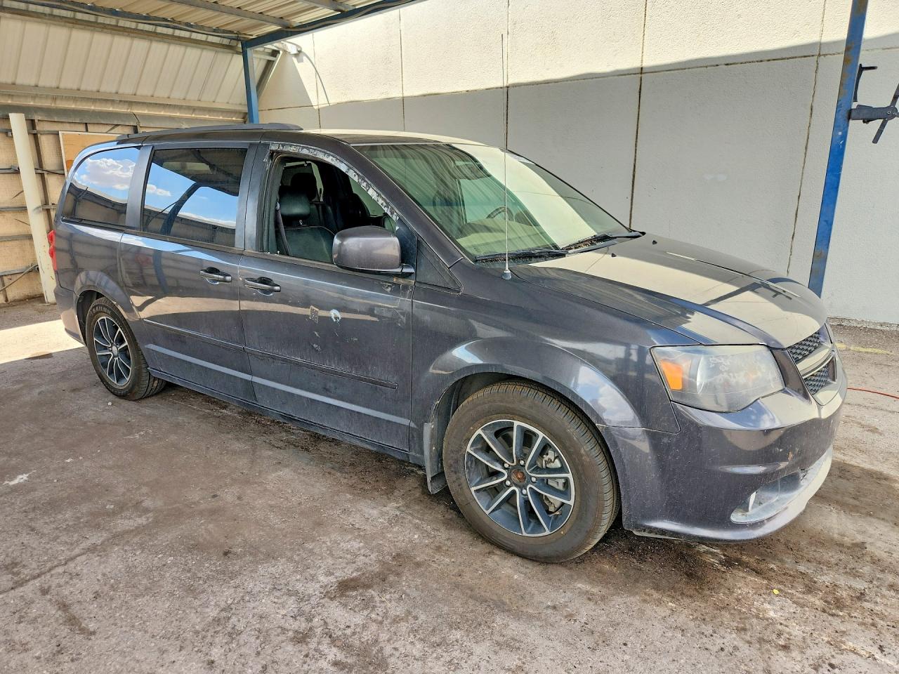 2016 DODGE GRAND CARAVAN R/T — снимка 4
