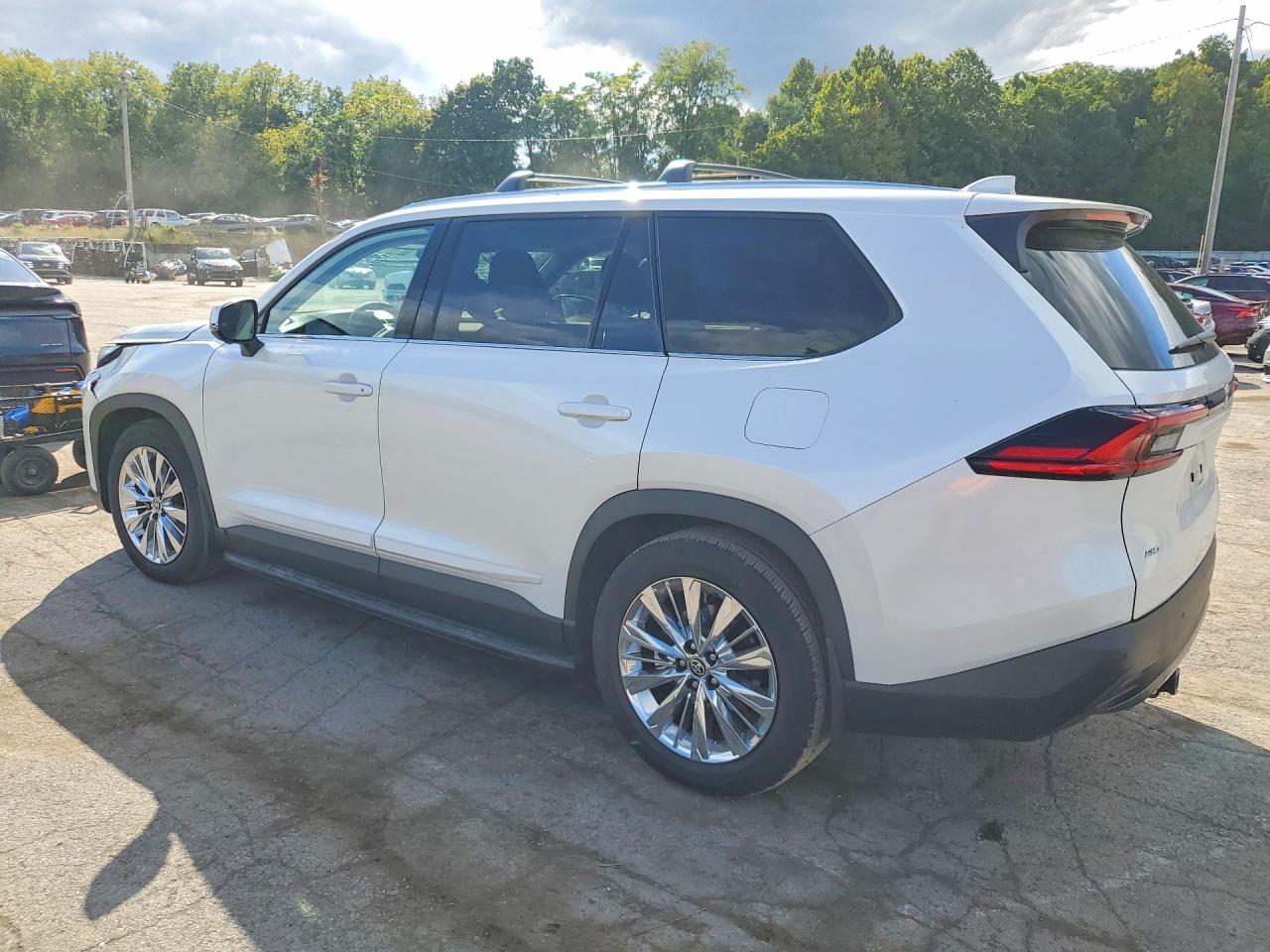 2026 TOYOTA GRAND HIGHLANDER PLATINUM — снимка 2