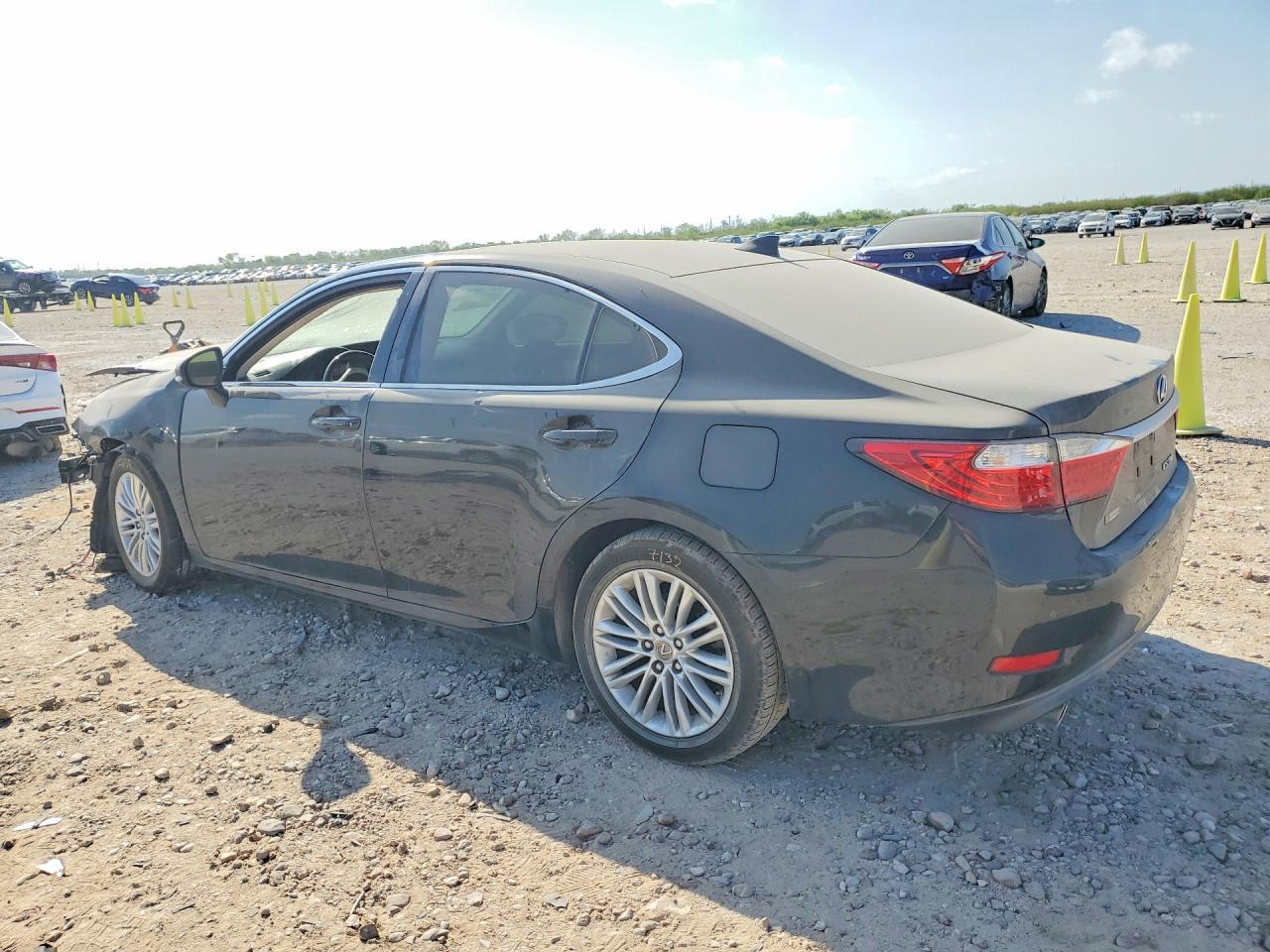 2015 LEXUS ES 350 BASE — снимка 2