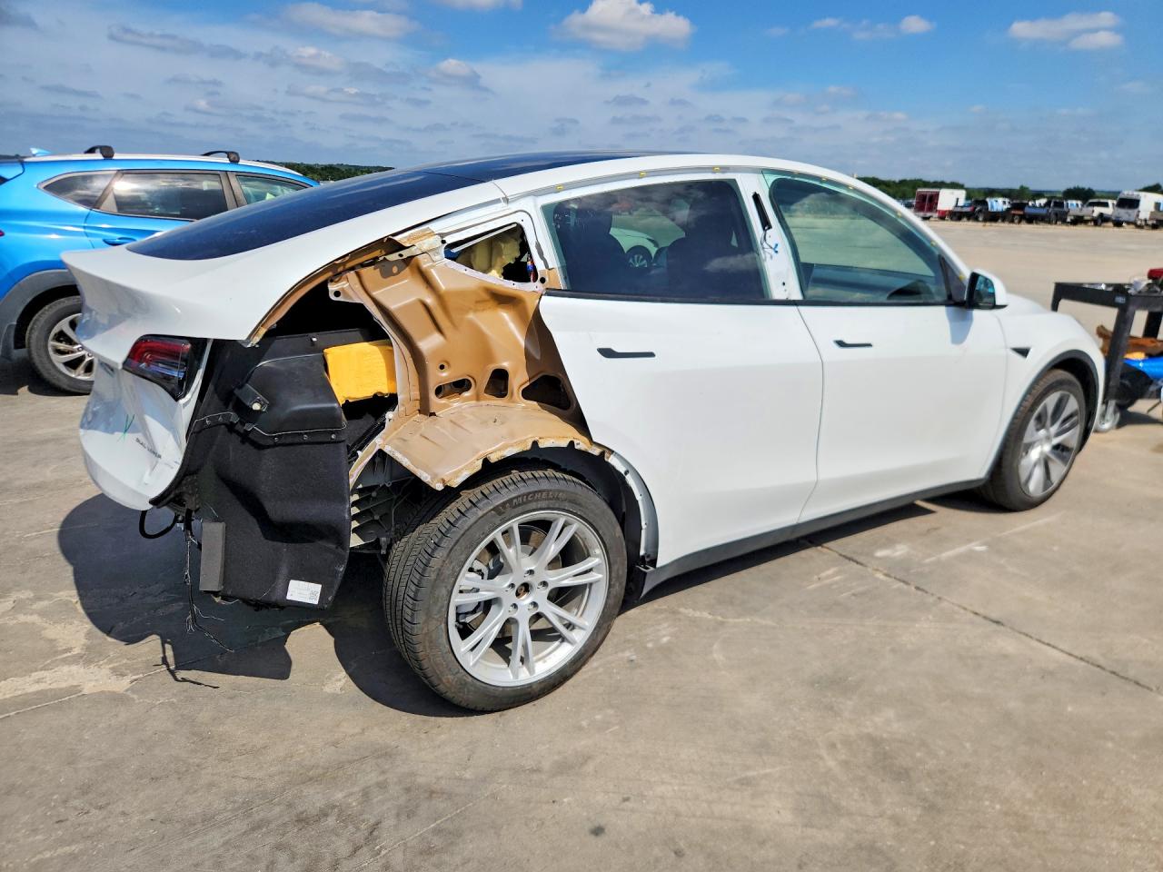 2022 TESLA MODEL Y — снимка 3