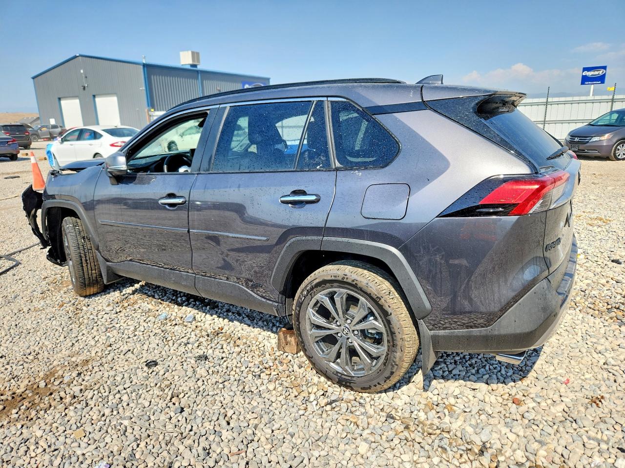 2025 TOYOTA RAV4 LIMITED — снимка 2