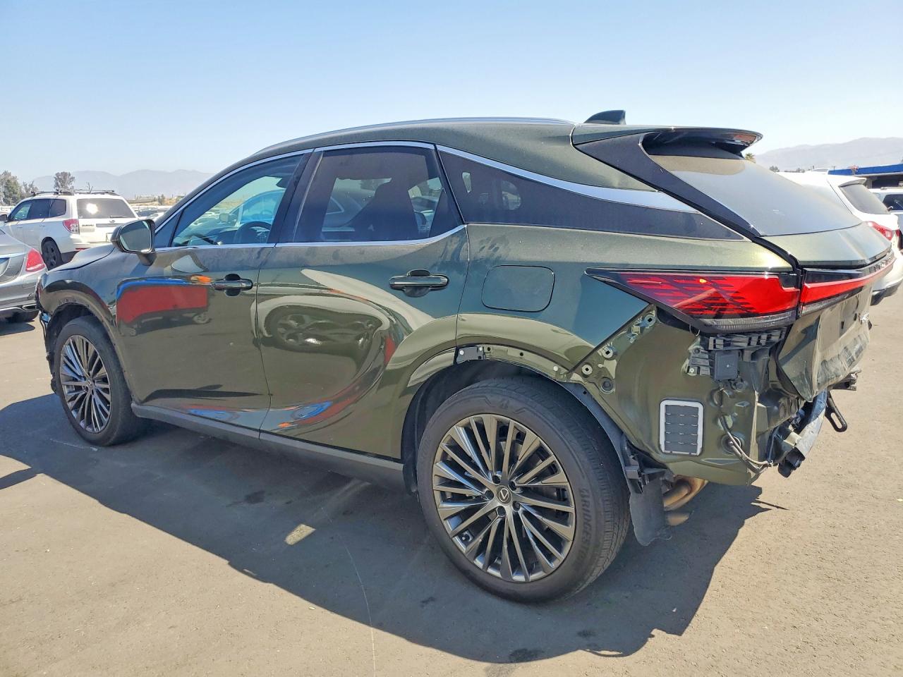 2025 LEXUS RX 450H+ LUXURY — снимка 2