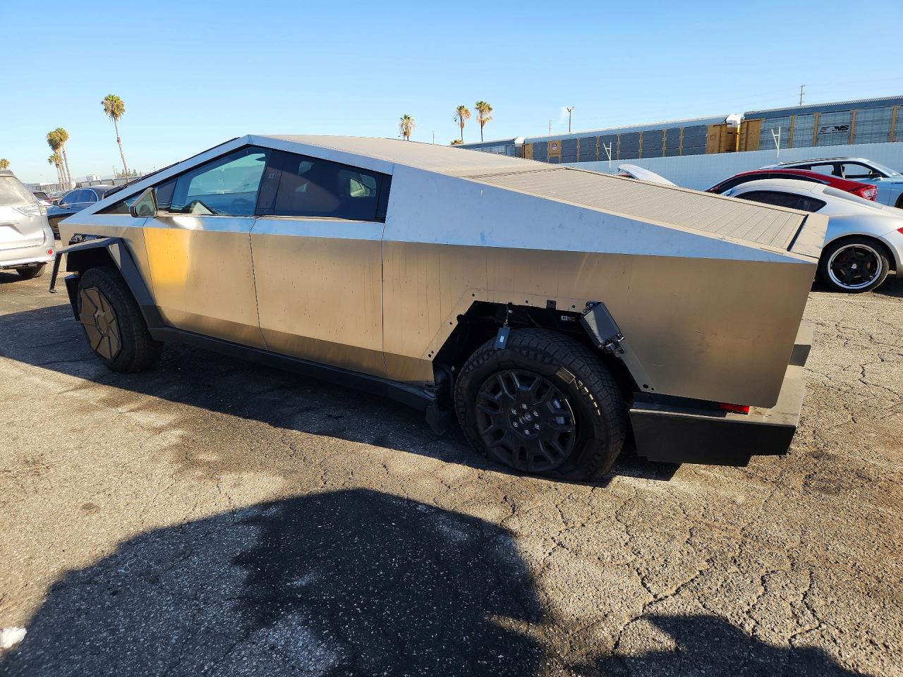 2024 TESLA CYBERTRUCK — снимка 2