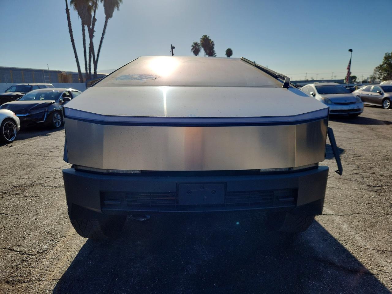 2024 TESLA CYBERTRUCK — снимка 5