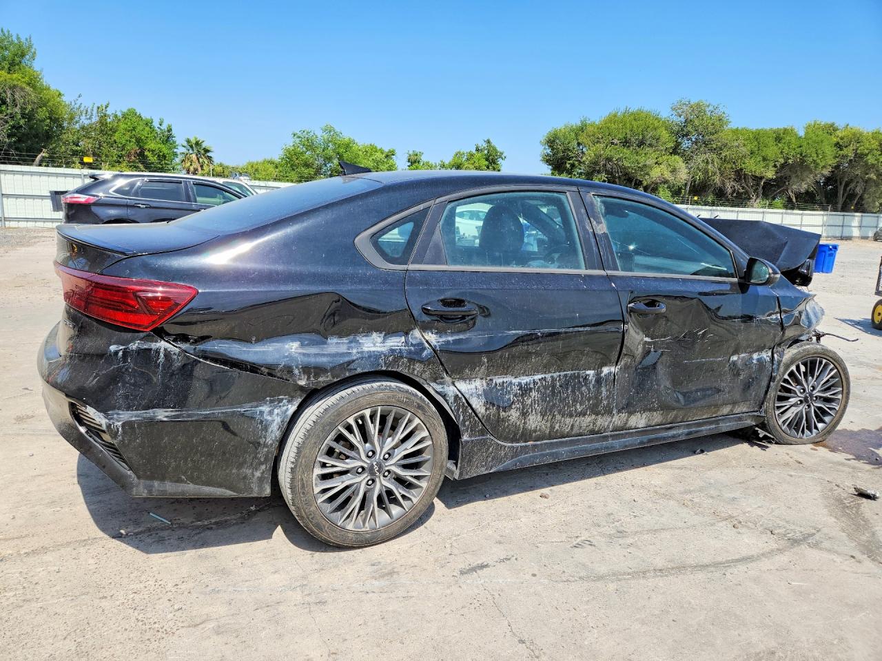 2023 KIA FORTE GT LINE — снимка 3