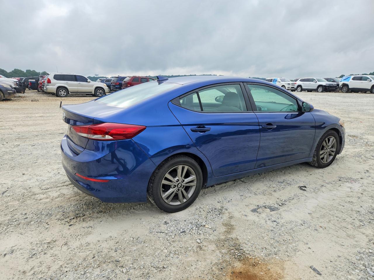 2017 HYUNDAI ELANTRA SE — снимка 3