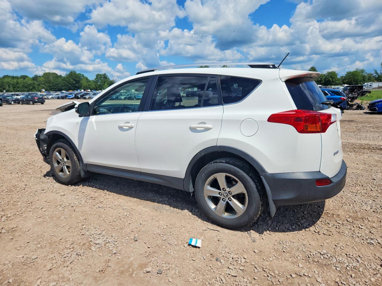 2015 TOYOTA RAV4 XLE — снимка 2
