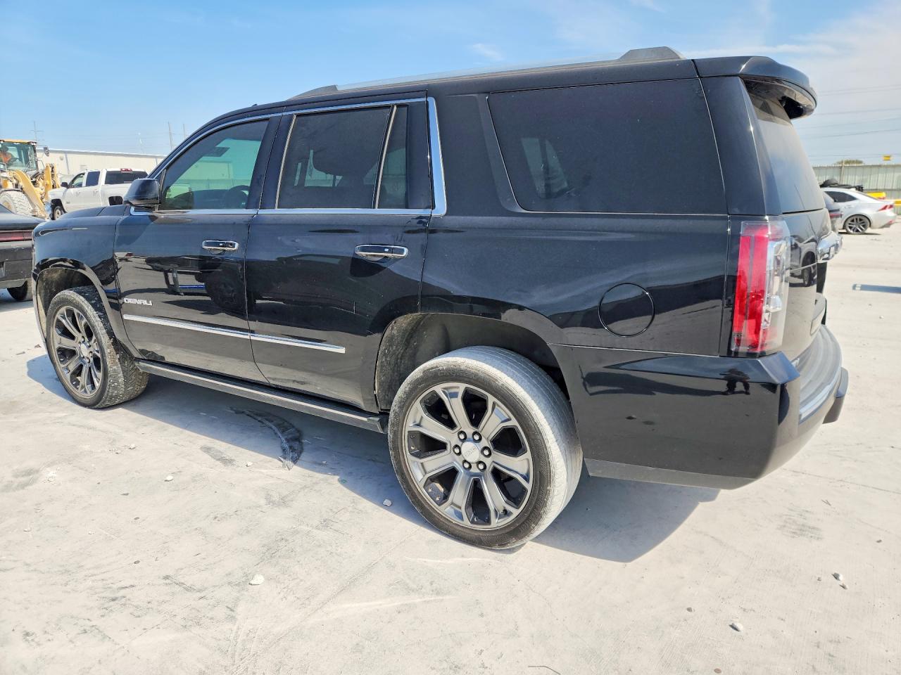 2016 GMC YUKON DENALI — снимка 2