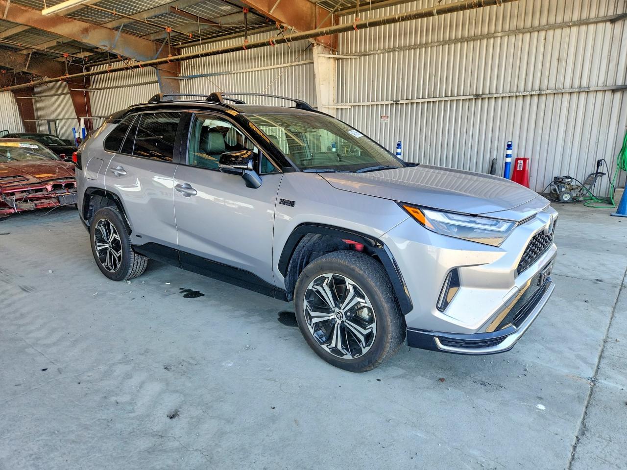 2023 TOYOTA RAV4 PRIME XSE — снимка 4