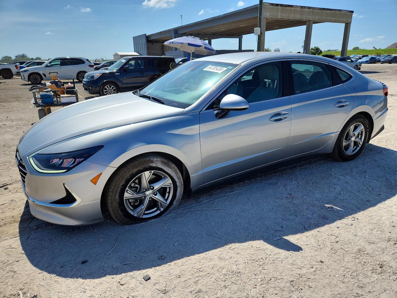2022 HYUNDAI SONATA SE