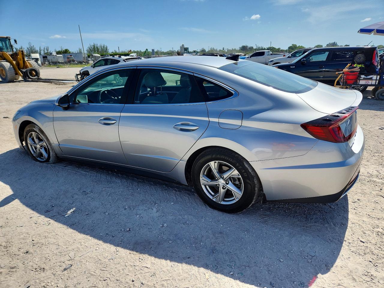 2022 HYUNDAI SONATA SE — снимка 2