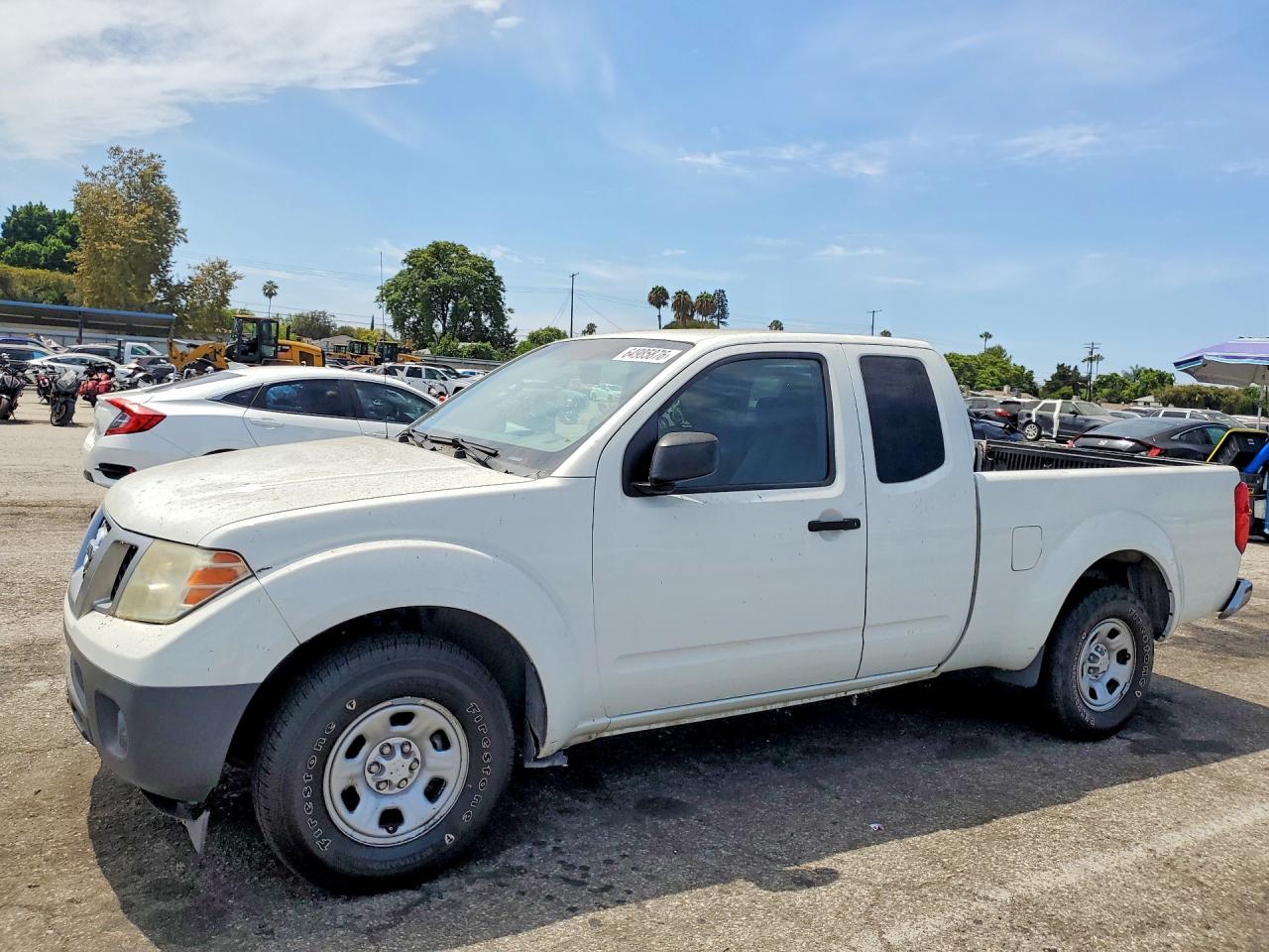 2016 NISSAN FRONTIER S