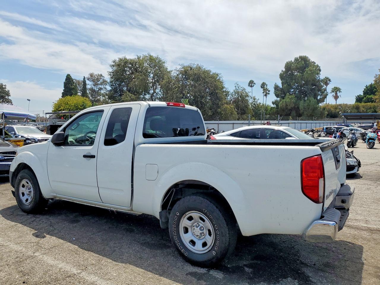2016 NISSAN FRONTIER S — снимка 2