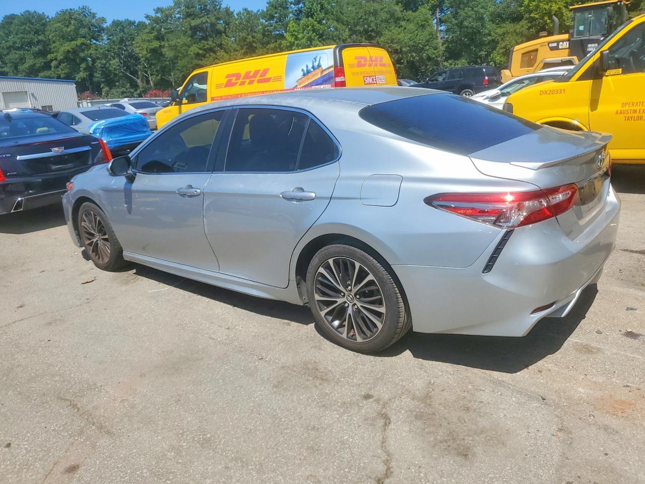 2018 TOYOTA CAMRY SE — снимка 2