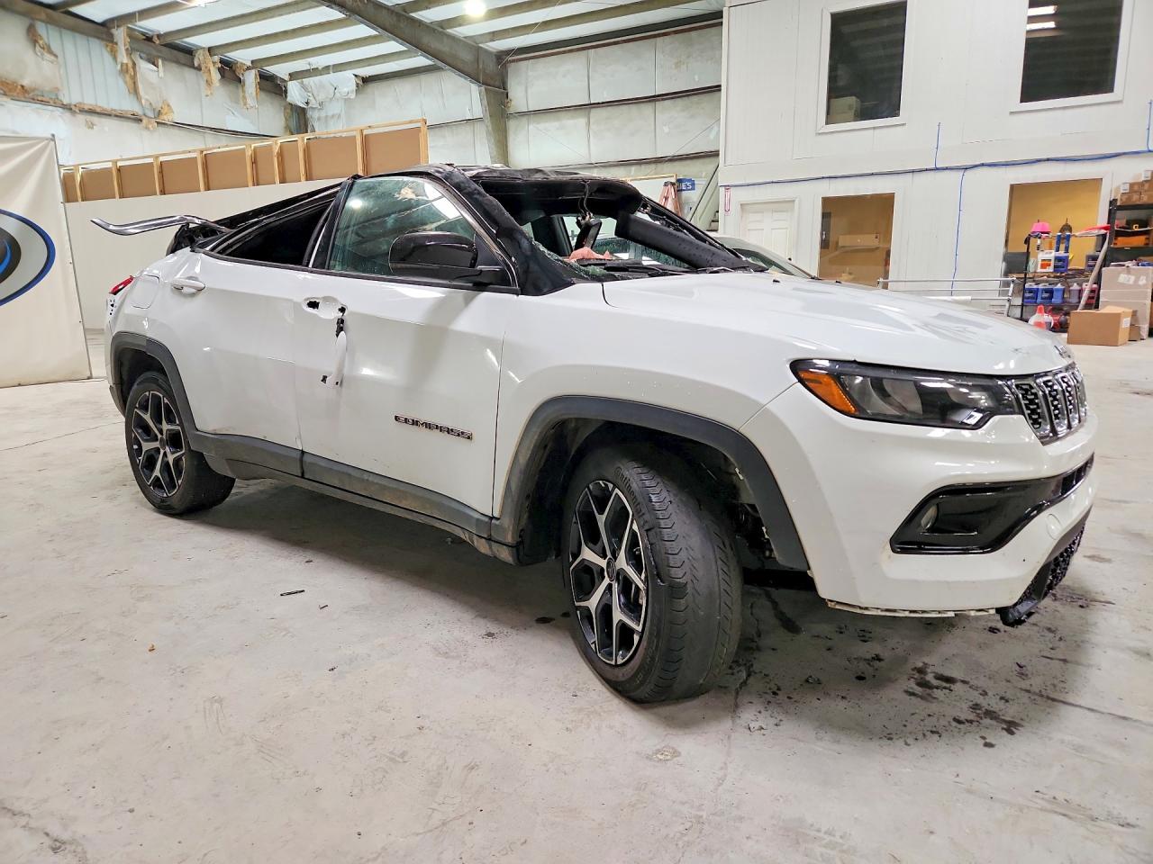 2025 JEEP COMPASS LIMITED — снимка 4