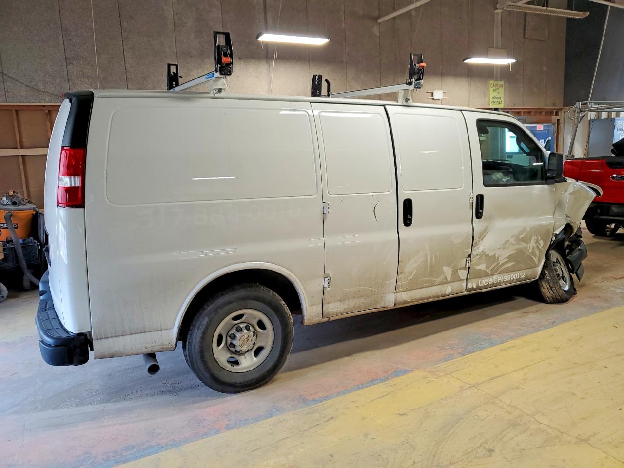 2024 CHEVROLET EXPRESS G2500 — снимка 3