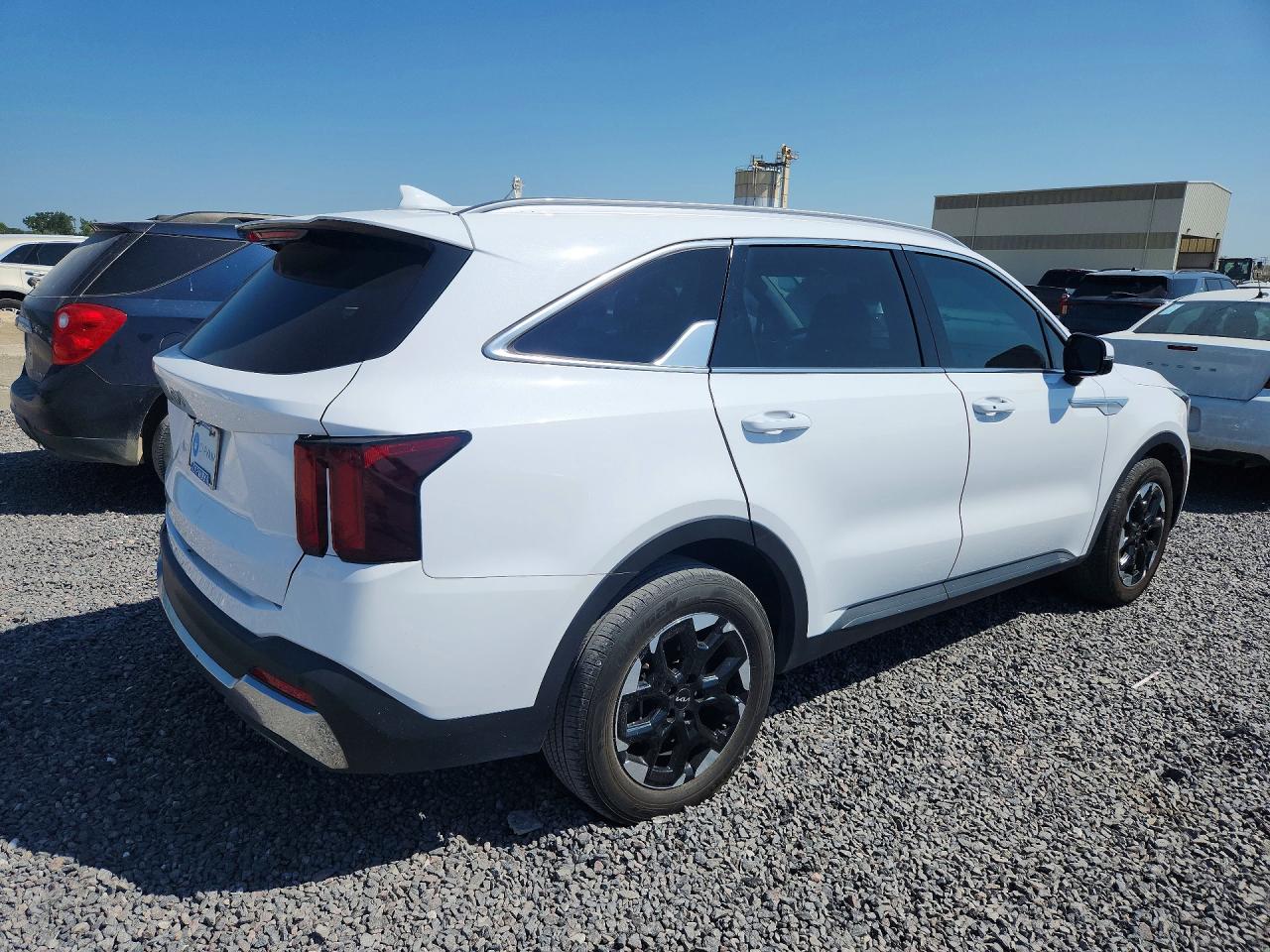 2024 KIA SORENTO S — снимка 3